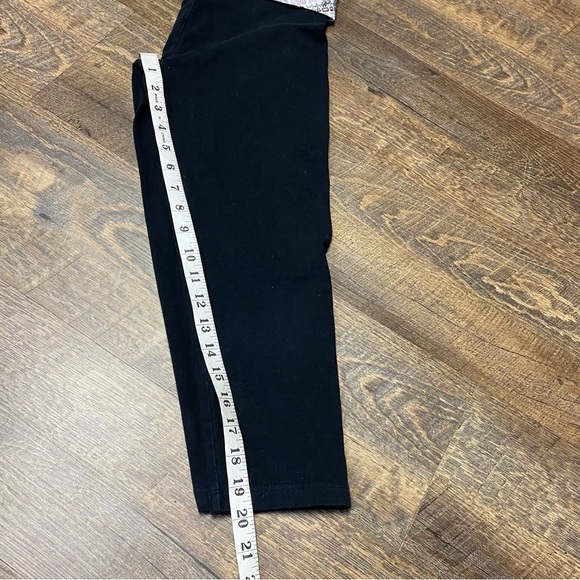 Victoria's Secret Yoga Capri Leggings Size Small Fold Over Black Pink Teal Y2K - Picture 8 of 8
